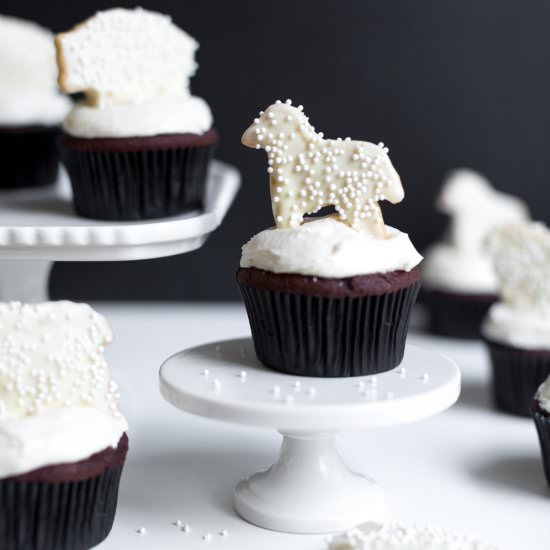Black/White Animal Cookie Cupcakes - Recipe photo by beckysuebakes