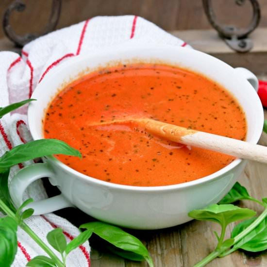 Tomato and Red Pepper Soup - Recipe photo by Culinaire bagage