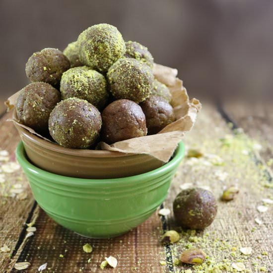 No Bake Chocolate Pistachio Bites - Recipe photo by SavorySpin