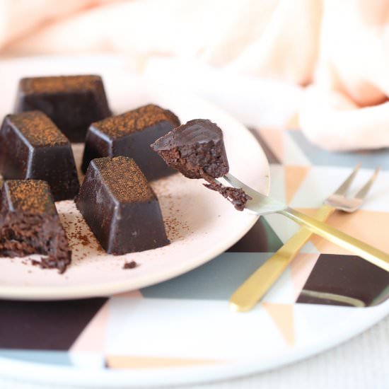 5 Ingredient Chocolate Fudge - Recipe photo by begoodorganics