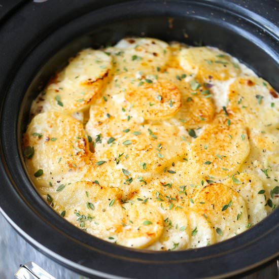 Slow Cooker Scalloped Potatoes - Recipe photo by damndelicious