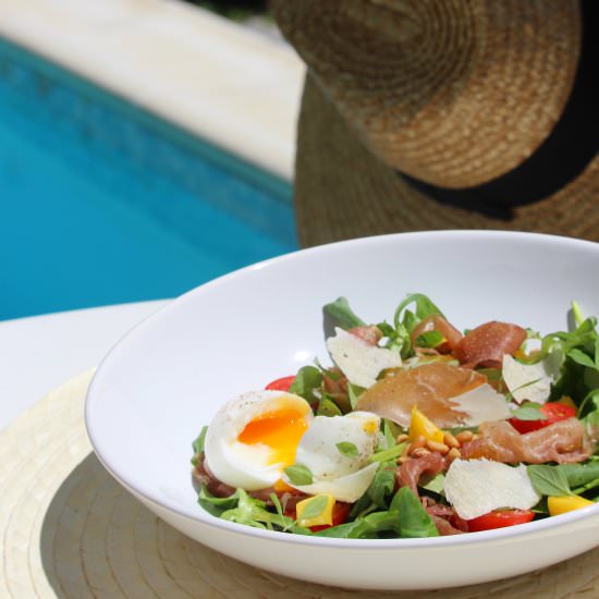 Spinach, Mango and Prosciutto Salad - Recipe photo by sistersjunction