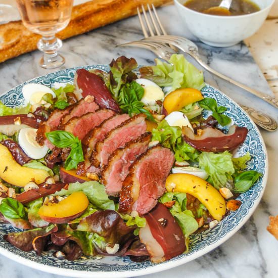 Salad with Duck Magret & Peaches - Recipe photo by sabine@mamangerie