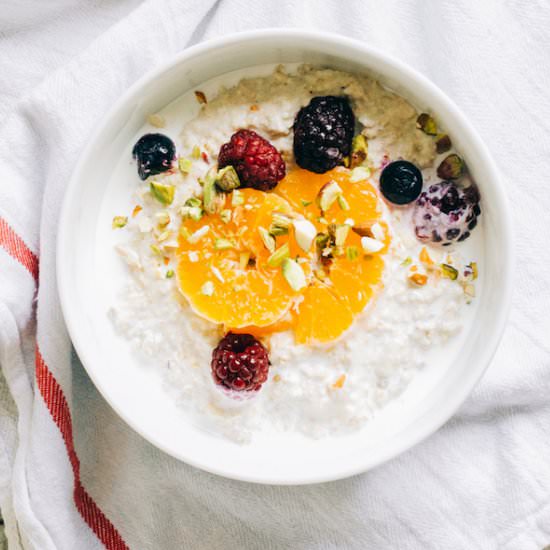 Bircher Muesli Overnight Oats - Recipe photo by yummybeet