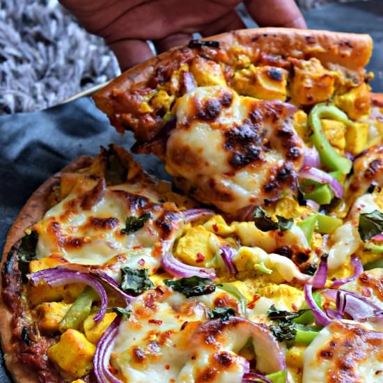 Paneer Veggie Pizza - Recipe photo by Cookilicious