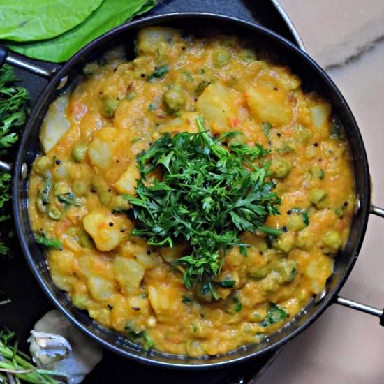 Aloo Mutter - Recipe photo by Cookilicious