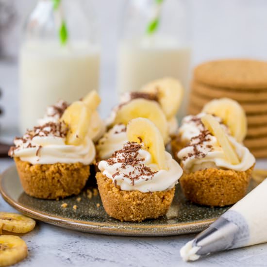 Salted Caramel Banoffee Bites - Recipe photo by KitchenSanctuary