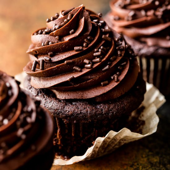 Super Moist Chocolate Cupcakes - Recipe photo by sallysbakingaddiction