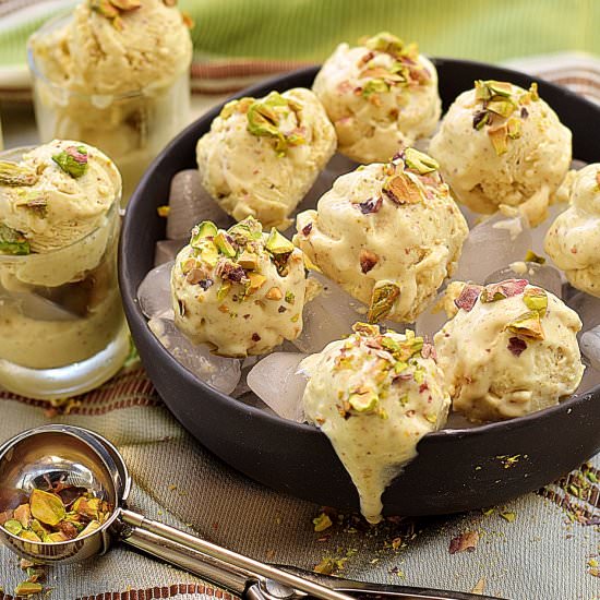 Homemade Pistachio Ice Cream - Recipe photo by yehudit37