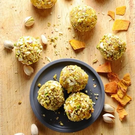 Mango Cheesecake Bites - Recipe photo by everydayhealthyrecipes