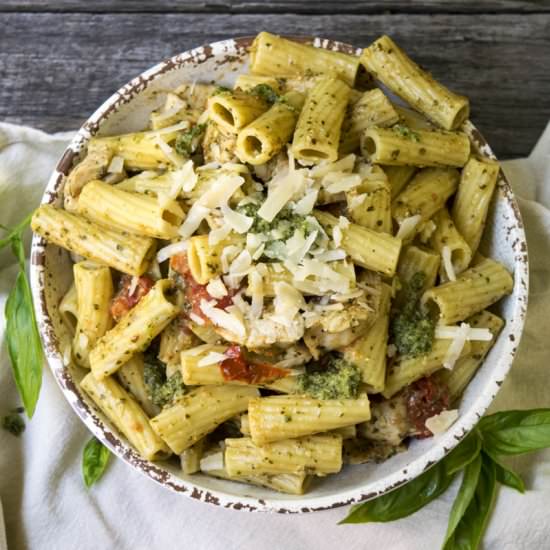 Easy Chicken Pesto - Recipe photo by thehungrywaitress