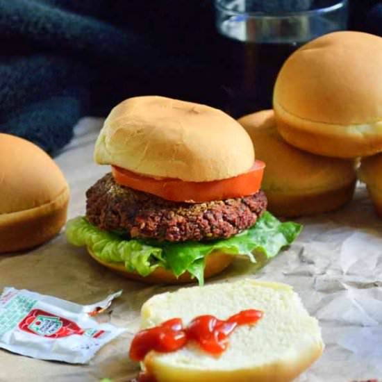 Thai Lentil Burgers - Recipe photo by Mydaintysoulcurry