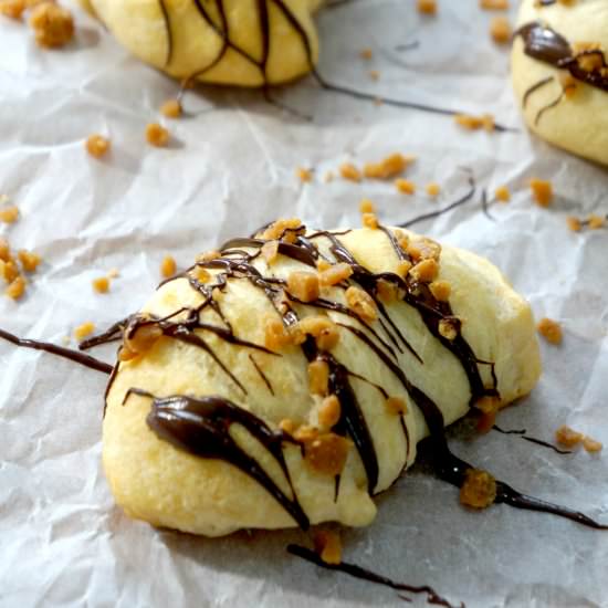 Mars Bar Stuffed Crescent Rolls - Recipe photo by Thisisnotdietfood