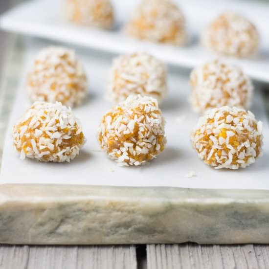 Mango Coconut Energy Bites - Recipe photo by dessertsbyjuliette