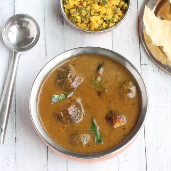 Ennai Kathirikai Kuzhmabu - Recipe photo by Traditionallymodernfood