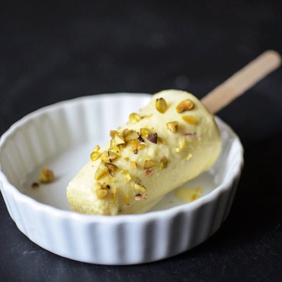 Saffron Pistachio Kulfi - Recipe photo by notacurry.com