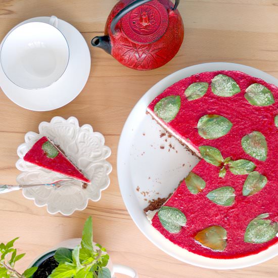 Strawberry and Vanilla Mousse Cake - Recipe photo by TastesLikeFood