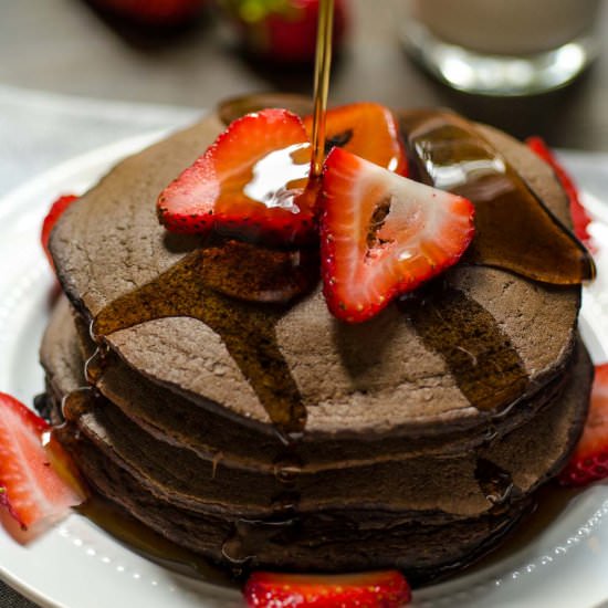 Vegan Chocolate Strawberry Pancakes - Recipe photo by dorastable