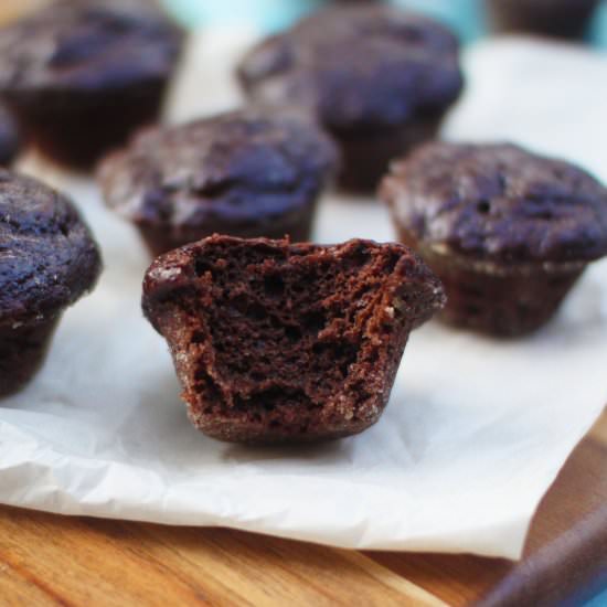 Healthy Brownie Bites - Recipe photo by Sneaky Mommies
