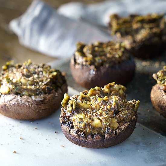 Vegan Stuffed Mushrooms - Recipe photo by Rawmazing
