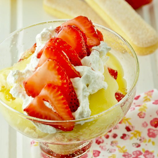 Lemon Curd Parfait with Berries - Recipe photo by Homemade and Yummy