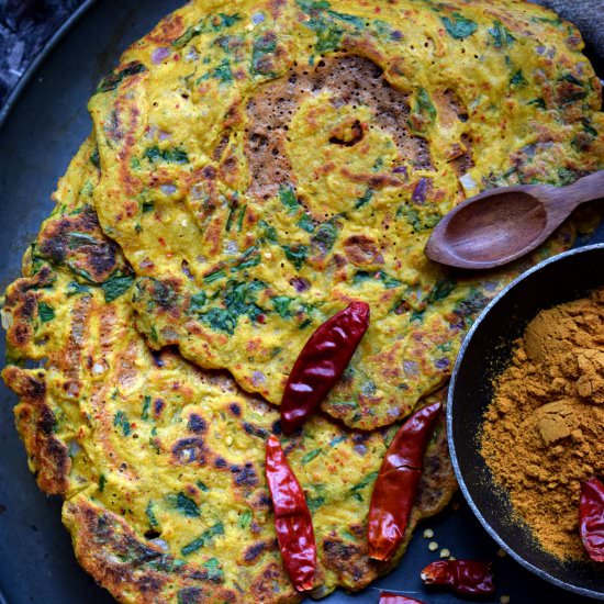 Moong Dal Spinach Chilla - Recipe photo by Cookilicious