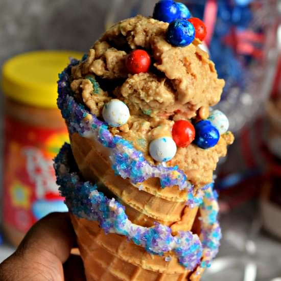 No Churn Peanut Butter Ice Cream - Recipe photo by Cookilicious