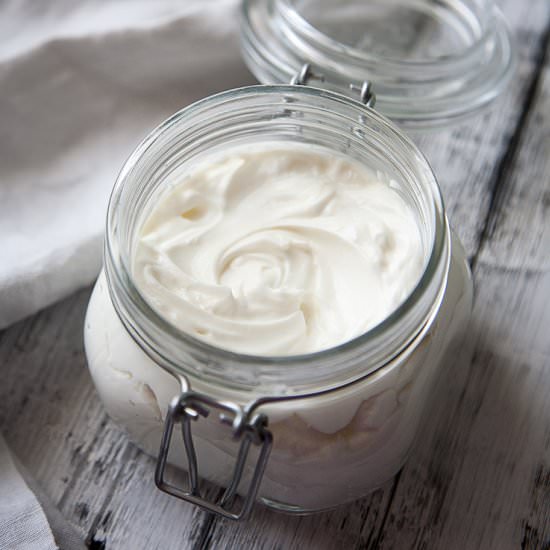 How to Make Greek Yogurt - Recipe photo by Foodtasia
