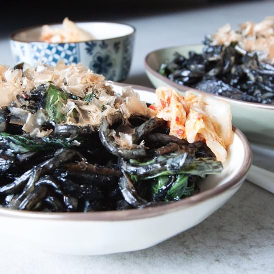 Black Yakiudon - Recipe photo by foodmakesmehappy