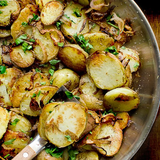Lyonnaise Potatoes - Recipe photo by Chefjar