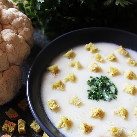 Snow White Cauliflower Soup - Recipe photo by easyrecipesforkids