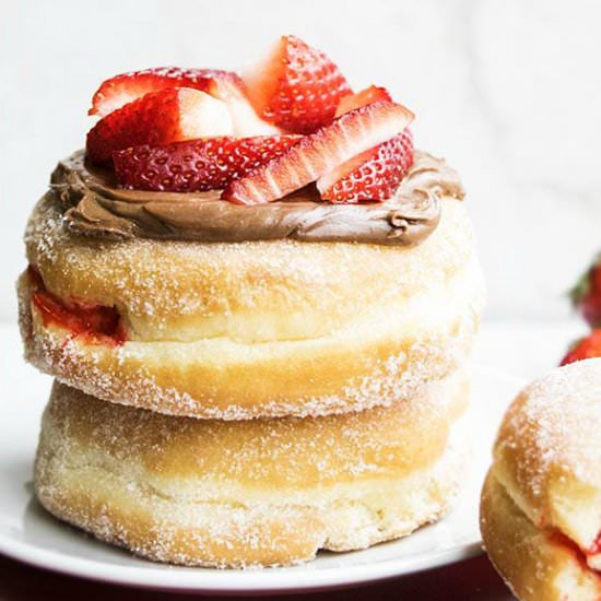 Homemade Jelly Doughnuts - Recipe photo by Cakewhiz