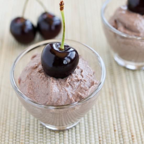 Vegan Cheery Cheesecake Mousse - Recipe photo by asianveganandbeyond