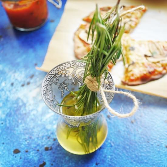 Herb Infused Dipping Oil - Recipe photo by foodcow