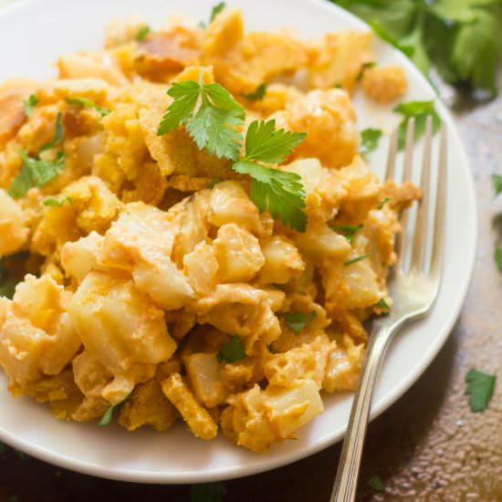 Cheesy Vegan Corn Flake Potatoes - Recipe photo by Connoisseurus Veg