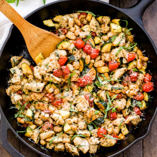 Italian Chicken & Vegetable Skillet - Recipe photo by Recipe Runner