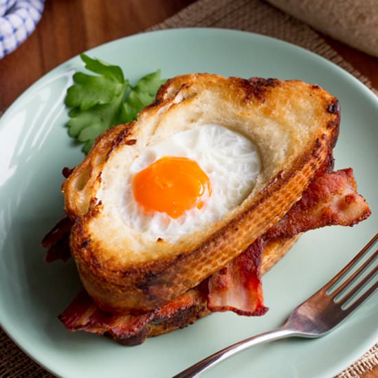 Easy Egg In A Hole Bacon Sandwich - Recipe photo by KitchenMason