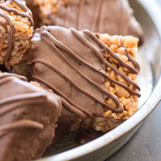 Nutella Rice Krispie Treats - Recipe photo by thegoldlininggirl