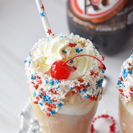 Patriotic Root Beer Floats - Recipe photo by Savvysavingcouple