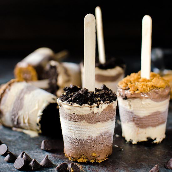 Cookie Butter Chocolate Fudge Pops - Recipe photo by The Flavor Bender