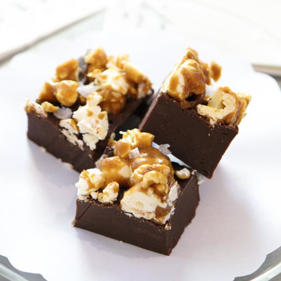 Sea Salt and Caramel Popcorn Fudge - Recipe photo by itsallgeektome
