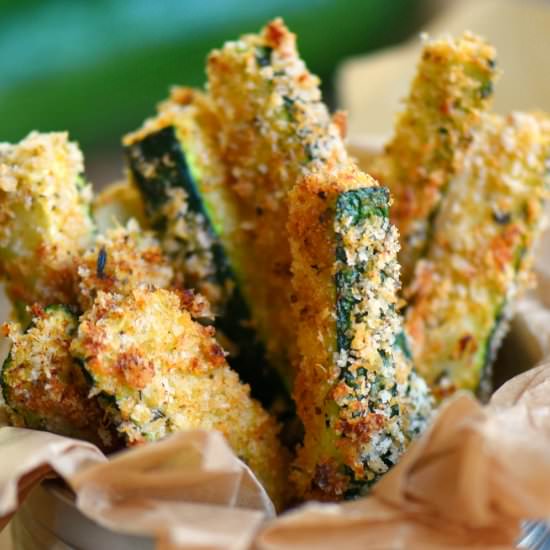 Baked Parmesan Zucchini Fries - Recipe photo by MomOnTimeout