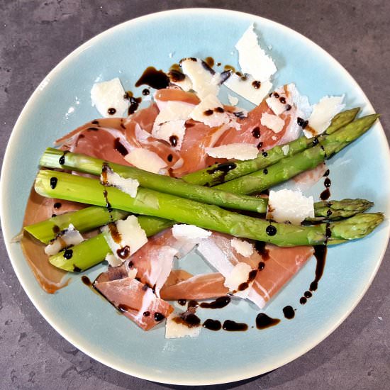 Steamed Green Asparagus - Recipe photo by Out mijn Keuken