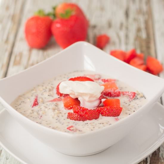 Strawberry Chia Overnight Oats - Recipe photo by neilshealthymeals