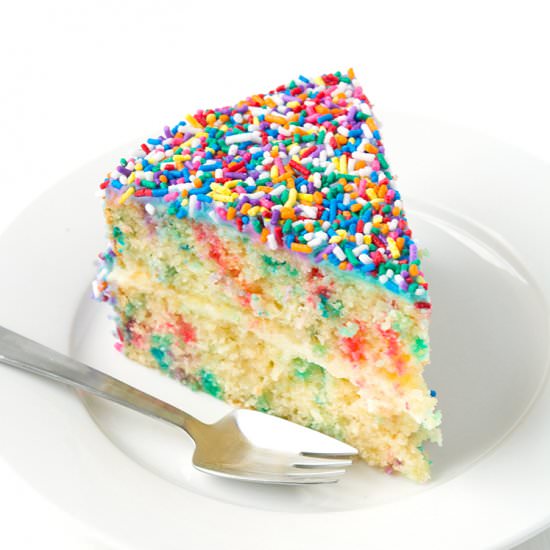 Funfetti Vanilla Layer Cake - Recipe photo by Sweetest Menu