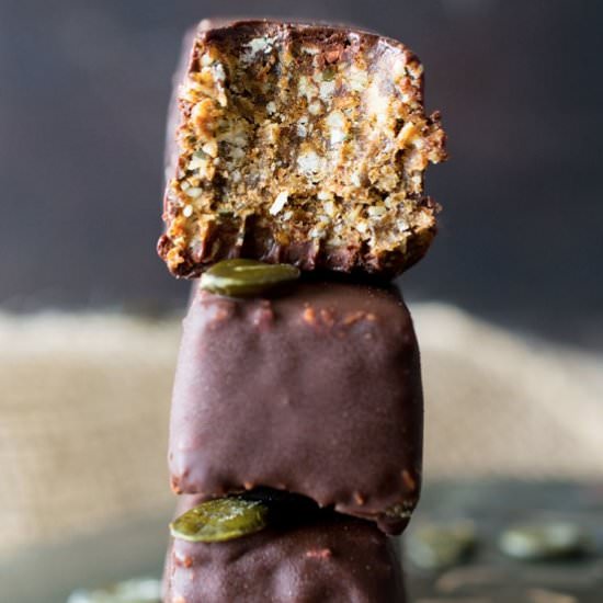 Chocolate Pumpkin Energy Bars - Recipe photo by Raw Revive
