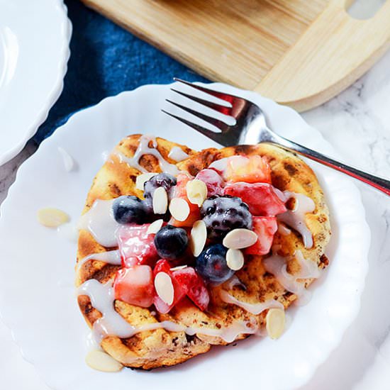 Grilled Cinnamon Bun Flatbread - Recipe photo by TheSaltyPot