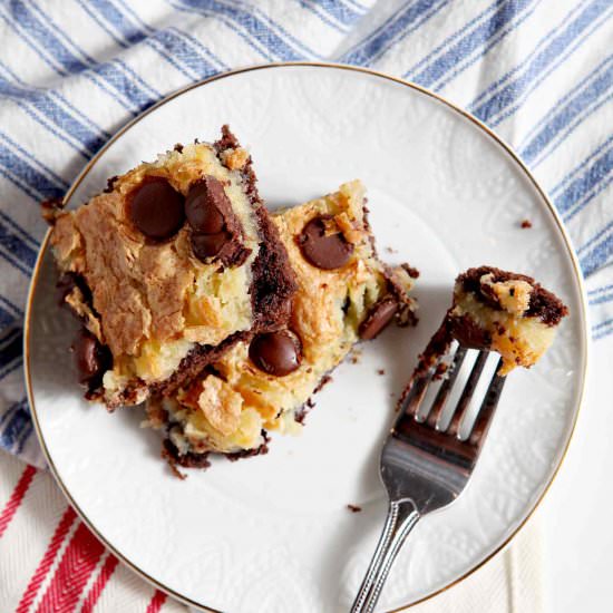 Ooey Gooey Bars - Recipe photo by thespeckledpalate