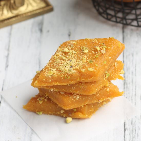 Microwave Mango Fudge - Recipe photo by Traditionallymodernfood