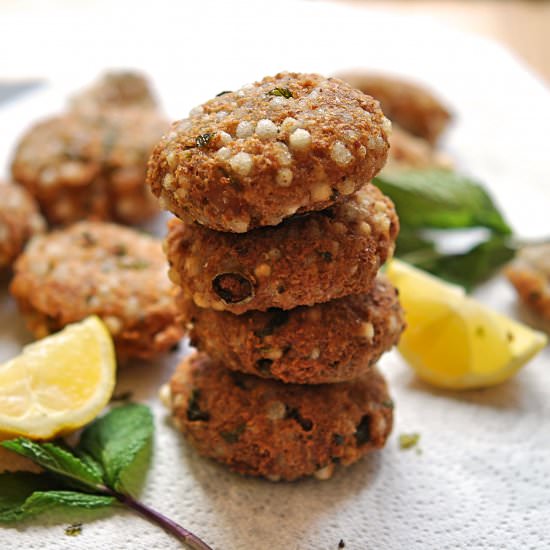 Sabudana Vada - Recipe photo by YourFoodFantasy